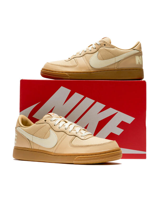 驚きの値段 NIKE Low Terminator ターミネーターLOW PRM LOW 靴